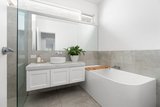 https://images.listonce.com.au/custom/160x/listings/33-hope-street-geelong-west-vic-3218/241/01934241_img_14.jpg?KrPazrlpUt4