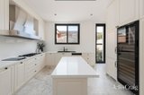 https://images.listonce.com.au/custom/160x/listings/33-hopetoun-avenue-canterbury-vic-3126/787/01817787_img_07.jpg?LrTBFRKTJd0