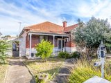 https://images.listonce.com.au/custom/160x/listings/33-irvine-crescent-brunswick-west-vic-3055/505/00938505_img_01.jpg?20OzYMPsp5c