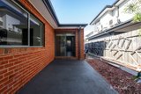 https://images.listonce.com.au/custom/160x/listings/33-jean-street-reservoir-vic-3073/992/01858992_img_02.jpg?6pObROVJOL8