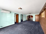https://images.listonce.com.au/custom/160x/listings/33-keith-court-breakwater-vic-3219/852/01933852_img_11.jpg?WM8EBYN0HGE