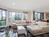 https://images.listonce.com.au/custom/160x/listings/33-lawanna-drive-templestowe-vic-3106/426/00931426_img_03.jpg?QIXJ3DVoaUI