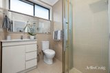 https://images.listonce.com.au/custom/160x/listings/33-lindsay-avenue-murrumbeena-vic-3163/367/01753367_img_17.jpg?VdYIJ4H9iks