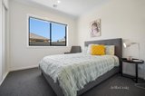 https://images.listonce.com.au/custom/160x/listings/33-lugano-avenue-alfredton-vic-3350/153/01621153_img_10.jpg?RaBeDtZQU5M