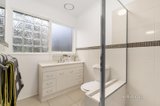 https://images.listonce.com.au/custom/160x/listings/33-lynette-avenue-warrandyte-vic-3113/929/01131929_img_07.jpg?1ItfaqBDBv4