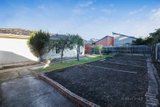 https://images.listonce.com.au/custom/160x/listings/33-maddox-road-newport-vic-3015/382/01680382_img_18.jpg?YrbjHi2ws9Y