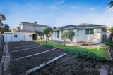 https://images.listonce.com.au/custom/160x/listings/33-maddox-road-newport-vic-3015/382/01680382_img_19.jpg?vOss73MeBvo