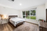 https://images.listonce.com.au/custom/160x/listings/33-marilyn-street-doncaster-vic-3108/729/01470729_img_08.jpg?FGMfXp2Wpq0