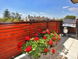 https://images.listonce.com.au/custom/160x/listings/33-milton-street-elwood-vic-3184/417/01793417_img_06.jpg?-UaxPWCfP0I