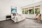 https://images.listonce.com.au/custom/160x/listings/33-milton-street-elwood-vic-3184/558/01794558_img_05.jpg?Pni-2JD8OYM