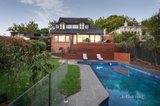 https://images.listonce.com.au/custom/160x/listings/33-molesworth-street-kew-vic-3101/668/01642668_img_13.jpg?yPSfGtsr3O4