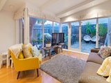 https://images.listonce.com.au/custom/160x/listings/33-mountain-street-south-melbourne-vic-3205/064/01088064_img_03.jpg?tVwVVkJ61sE