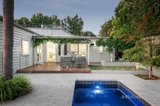 https://images.listonce.com.au/custom/160x/listings/33-myrtle-road-canterbury-vic-3126/833/01647833_img_03.jpg?A8FlgfOryDA