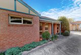https://images.listonce.com.au/custom/160x/listings/33-narbethong-road-murrumbeena-vic-3163/860/01948860_img_04.jpg?zO5ODvmUgDQ