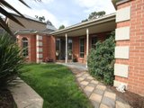 https://images.listonce.com.au/custom/160x/listings/33-nevett-crescent-mount-helen-vic-3350/805/01575805_img_01.jpg?aIunFnOjpfA