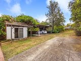 https://images.listonce.com.au/custom/160x/listings/33-neville-street-box-hill-south-vic-3128/546/01743546_img_03.jpg?u5gvE9uWckE