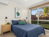 https://images.listonce.com.au/custom/160x/listings/33-newham-way-altona-meadows-vic-3028/615/01202615_img_06.jpg?kBrB90OzUII