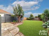 https://images.listonce.com.au/custom/160x/listings/33-nimmo-street-essendon-vic-3040/733/01942733_img_07.jpg?IeIjnkxoYCU