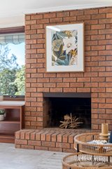 https://images.listonce.com.au/custom/160x/listings/33-nurlendi-road-vermont-vic-3133/998/01979998_img_08.jpg?NVgQ8EVm1Ow