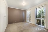 https://images.listonce.com.au/custom/160x/listings/33-ogradys-road-carrum-downs-vic-3201/588/01855588_img_03.jpg?WbiQetE7f7Q