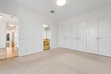 https://images.listonce.com.au/custom/160x/listings/33-park-street-brighton-vic-3186/771/01985771_img_03.jpg?t_Cl3f7s55Q