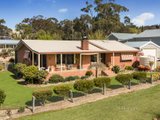 https://images.listonce.com.au/custom/160x/listings/33-parker-street-maldon-vic-3463/464/00954464_img_01.jpg?o0sGZuBtQv4