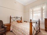 https://images.listonce.com.au/custom/160x/listings/33-peel-street-newport-vic-3015/320/01613320_img_07.jpg?YWLvW_SbalU