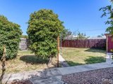 https://images.listonce.com.au/custom/160x/listings/33-peel-street-newport-vic-3015/320/01613320_img_10.jpg?7bnjTT5B9e8