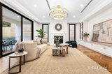 https://images.listonce.com.au/custom/160x/listings/33-ralton-avenue-glen-waverley-vic-3150/512/01976512_img_08.jpg?6LfsxBQBOys