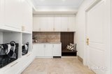 https://images.listonce.com.au/custom/160x/listings/33-ralton-avenue-glen-waverley-vic-3150/512/01976512_img_26.jpg?vdwdyDXCebg