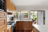 https://images.listonce.com.au/custom/160x/listings/33-rossmoyne-street-thornbury-vic-3071/666/01948666_img_08.jpg?AR2BJyQu9xM