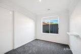 https://images.listonce.com.au/custom/160x/listings/33-royale-street-delacombe-vic-3356/070/01894070_img_03.jpg?Gnj29EqYFzU