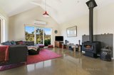 https://images.listonce.com.au/custom/160x/listings/33-slatey-creek-road-woodend-vic-3442/925/00423925_img_05.jpg?fQMgz4kA7yQ