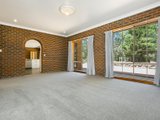 https://images.listonce.com.au/custom/160x/listings/33-strathclyde-crescent-woodend-vic-3442/713/00981713_img_13.jpg?lD1mgwpTxMM