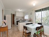 https://images.listonce.com.au/custom/160x/listings/33-sweetland-road-mooroolbark-vic-3138/292/01524292_img_05.jpg?9cxX0s5Xplk