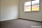https://images.listonce.com.au/custom/160x/listings/33-tanika-circuit-croydon-vic-3136/300/01910300_img_03.jpg?0nn-9lEVlQk