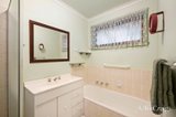 https://images.listonce.com.au/custom/160x/listings/33-the-avenue-montrose-vic-3765/550/01746550_img_09.jpg?m53-T0seocg