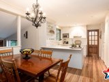 https://images.listonce.com.au/custom/160x/listings/33-the-boulevard-montrose-vic-3765/881/01524881_img_09.jpg?6eCHLoskUIo
