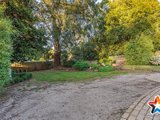 https://images.listonce.com.au/custom/160x/listings/33-the-boulevard-montrose-vic-3765/881/01524881_img_15.jpg?UEgkPY4ztBk