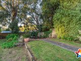 https://images.listonce.com.au/custom/160x/listings/33-the-boulevard-montrose-vic-3765/881/01524881_img_16.jpg?UEgkPY4ztBk
