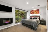 https://images.listonce.com.au/custom/160x/listings/33-the-crescent-mount-evelyn-vic-3796/749/01567749_img_08.jpg?cdpmbM0l5iI