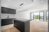 https://images.listonce.com.au/custom/160x/listings/33-thiele-street-doncaster-vic-3108/561/01863561_img_03.jpg?Hk3hHeUc8MQ