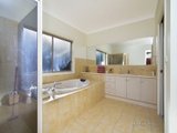 https://images.listonce.com.au/custom/160x/listings/33-trentham-road-tylden-vic-3444/078/00382078_img_09.jpg?4tAzueiljTY