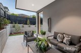 https://images.listonce.com.au/custom/160x/listings/33-tristania-street-doncaster-east-vic-3109/406/01809406_img_12.jpg?55nItDeeDRg