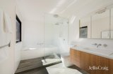 https://images.listonce.com.au/custom/160x/listings/33-tweddle-lane-woodend-vic-3442/623/01782623_img_13.jpg?hKoXWfmy6kg