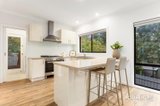 https://images.listonce.com.au/custom/160x/listings/33-velma-grove-ringwood-east-vic-3135/505/01951505_img_03.jpg?LreWabcMHjs