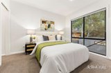 https://images.listonce.com.au/custom/160x/listings/33-velma-grove-ringwood-east-vic-3135/505/01951505_img_07.jpg?o3-iVU38K7o