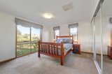 https://images.listonce.com.au/custom/160x/listings/33-wilga-street-mount-waverley-vic-3149/039/00304039_img_07.jpg?fyInxmBlDu8