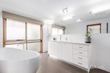 https://images.listonce.com.au/custom/160x/listings/33-wilga-street-mount-waverley-vic-3149/299/01767299_img_07.jpg?xPYwHxhYQww
