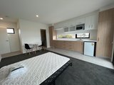 https://images.listonce.com.au/custom/160x/listings/33-willana-avenue-hamlyn-heights-vic-3215/019/01747019_img_05.jpg?IRo9YfeGEBI
